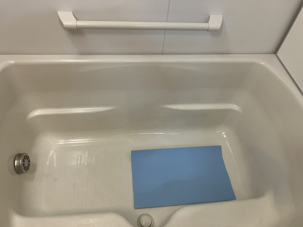 浴槽の滑り止めゴムマット