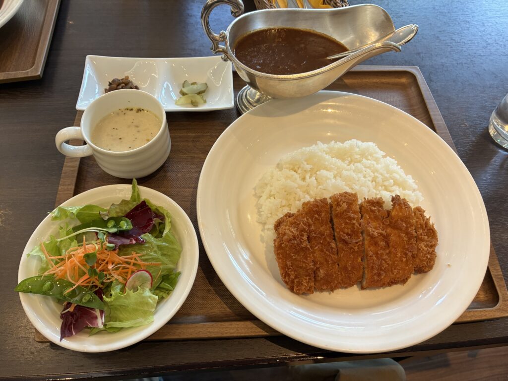 カツカレー