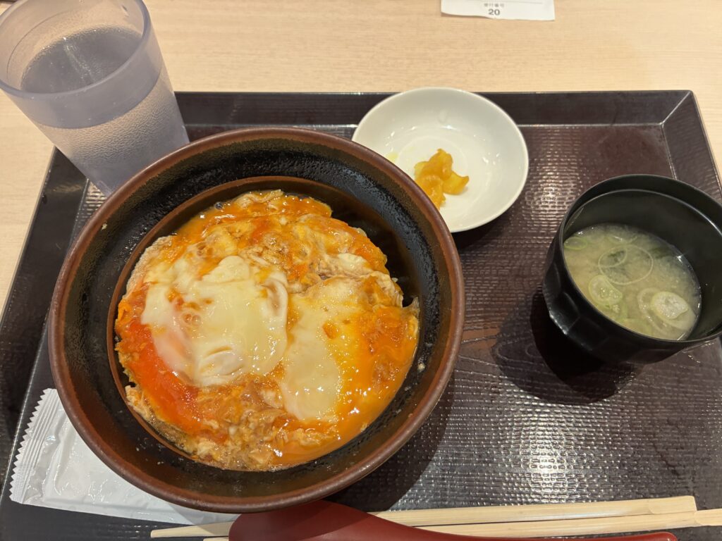 特攻の母 鳥濱トメの玉子丼