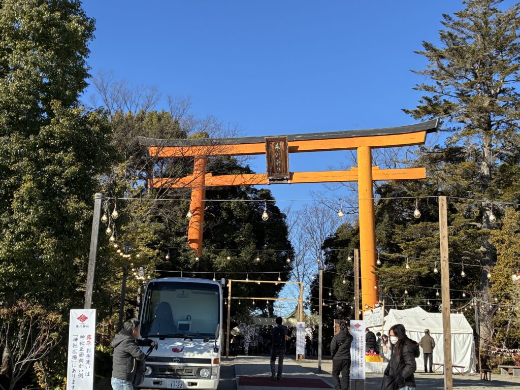 川越氷川神社の大鳥居