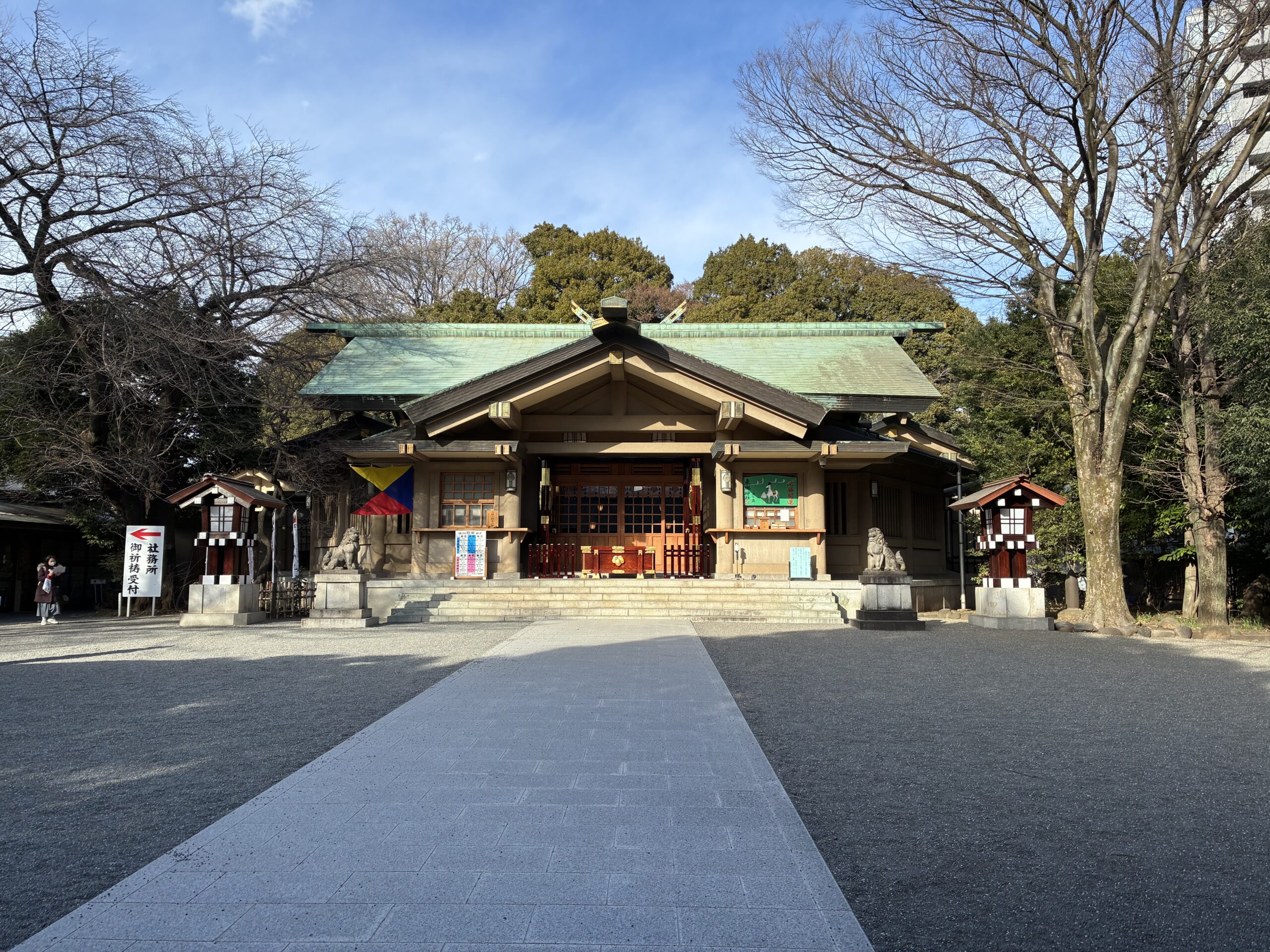 東郷神社拝殿