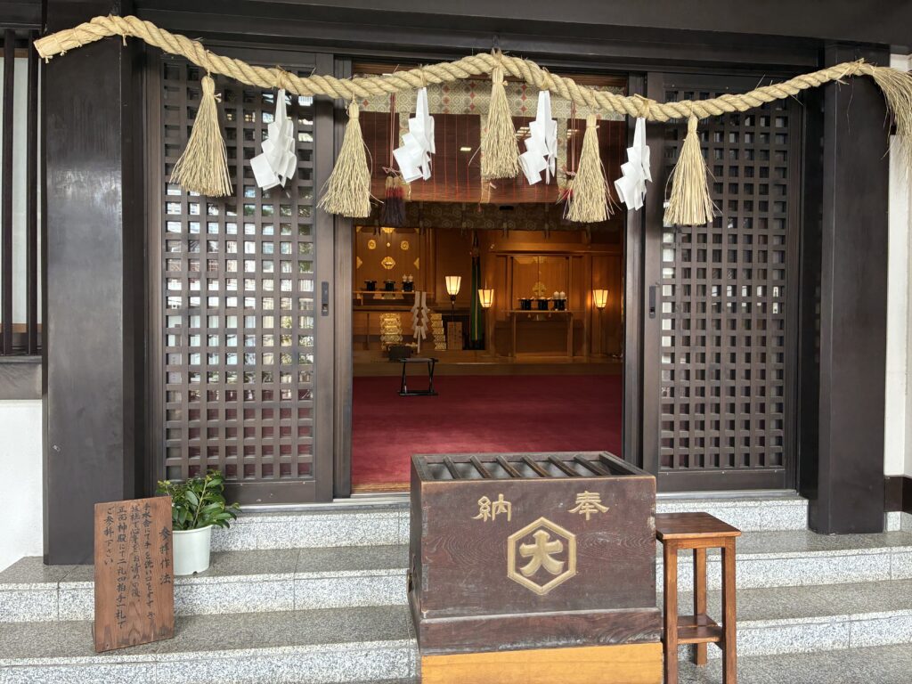 拝殿