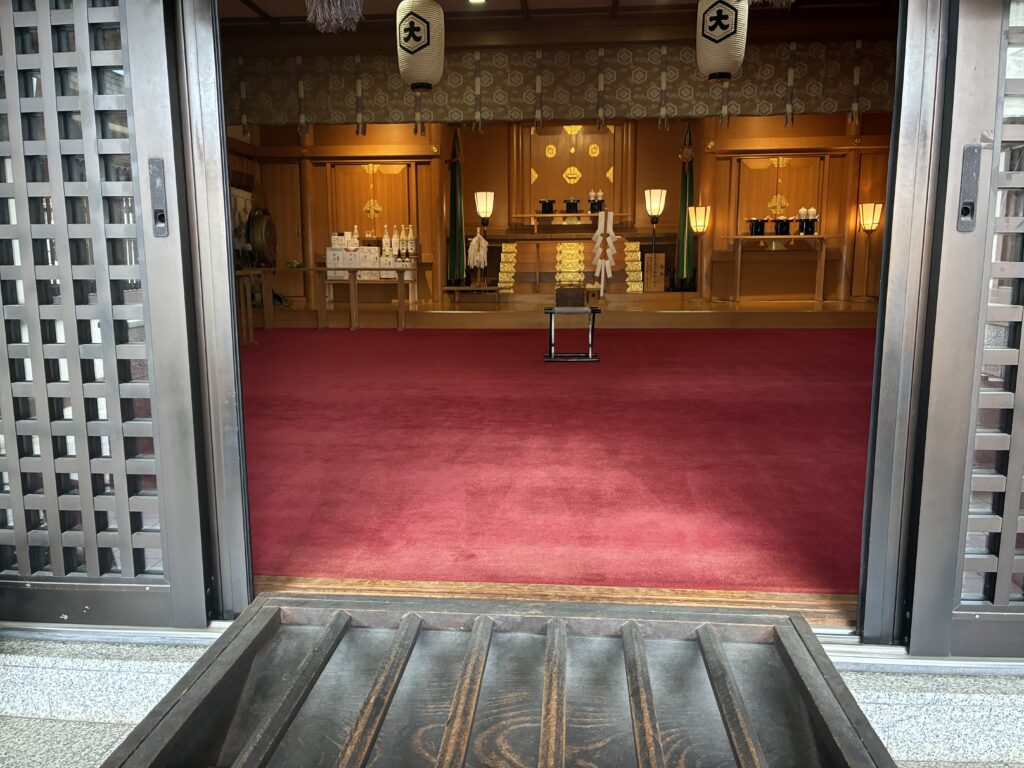 拝殿